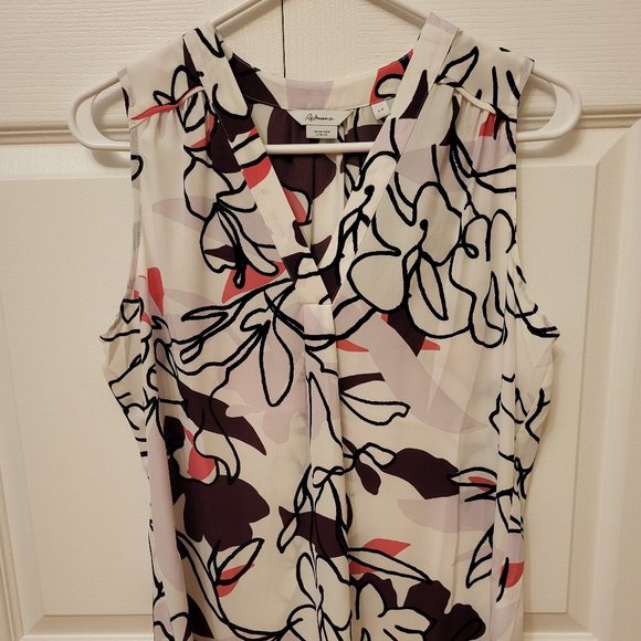 FLOWER BLOUSE - Picture 1 of 3